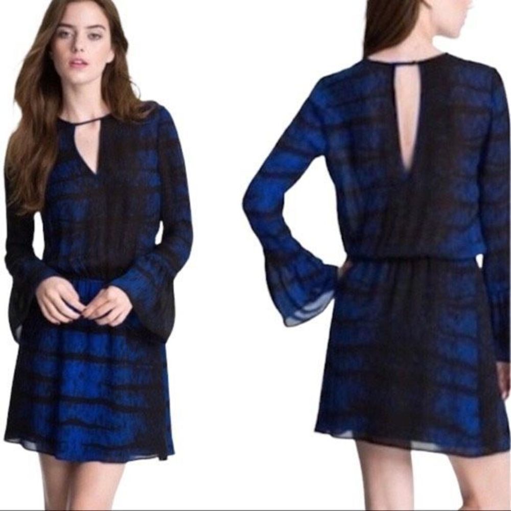 NWOT Revolve Parker Silk Bell Sleeve Keyhole Cobalt Phantom Flare Print Minidres